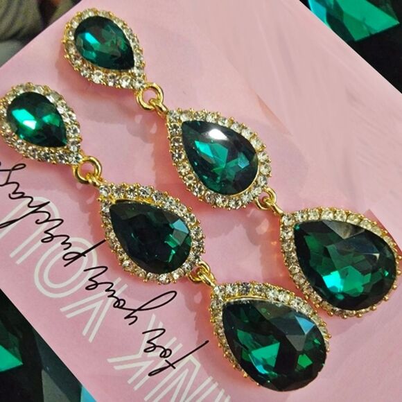 Stunning #EmeraldGreen Rhinestone Crystal Formal Dangle #ChandelierEarrings 2.5" - Picture 3 of 8